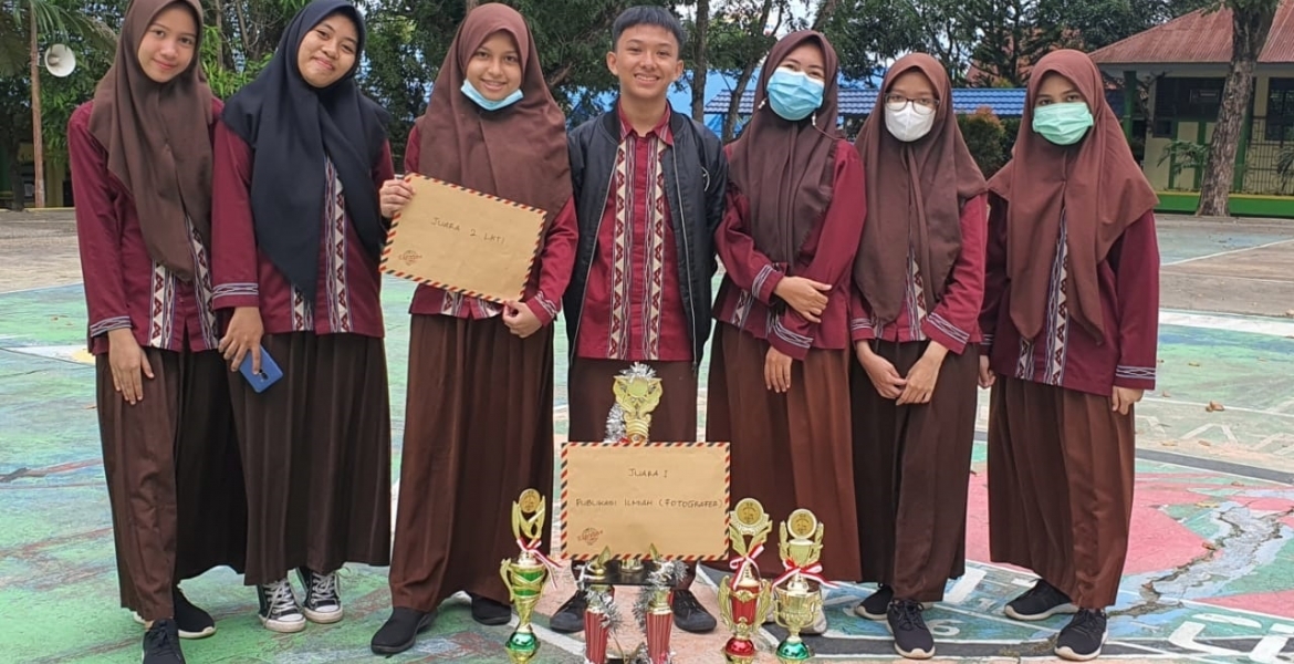 Juara Umum Lomba Biology Season IX